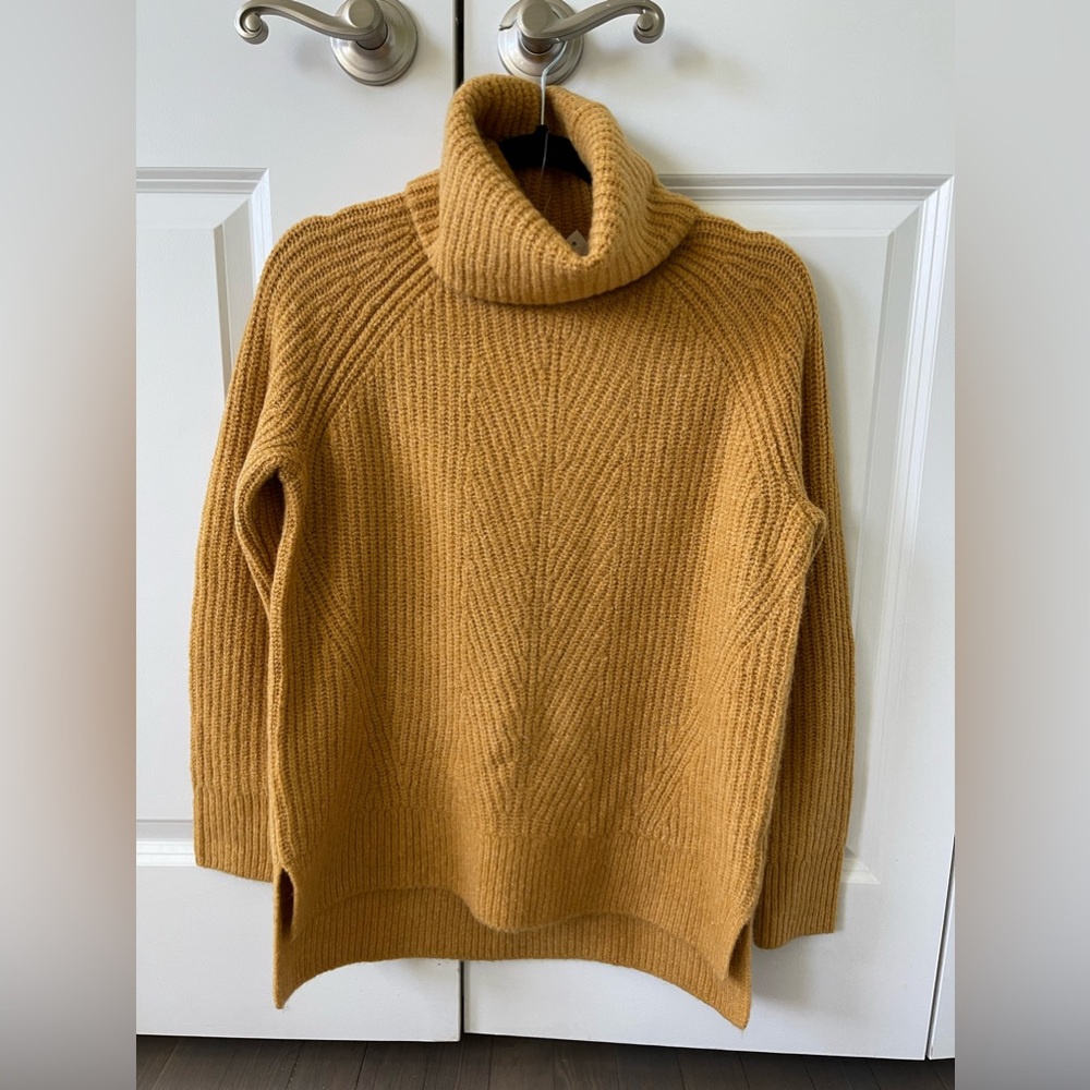Size XS - Madewell sweater